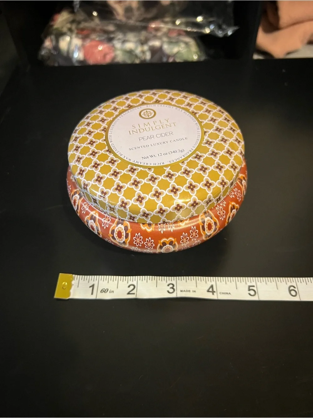 Pear Cider Scented Luxury Candle — Gold Pattern